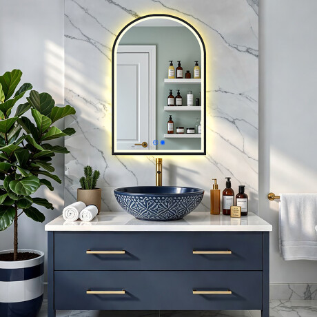 Unregelmäßiger Spiegel mit LED-Beleuchtung in einem schwarzen Aluminiumrahmen #4